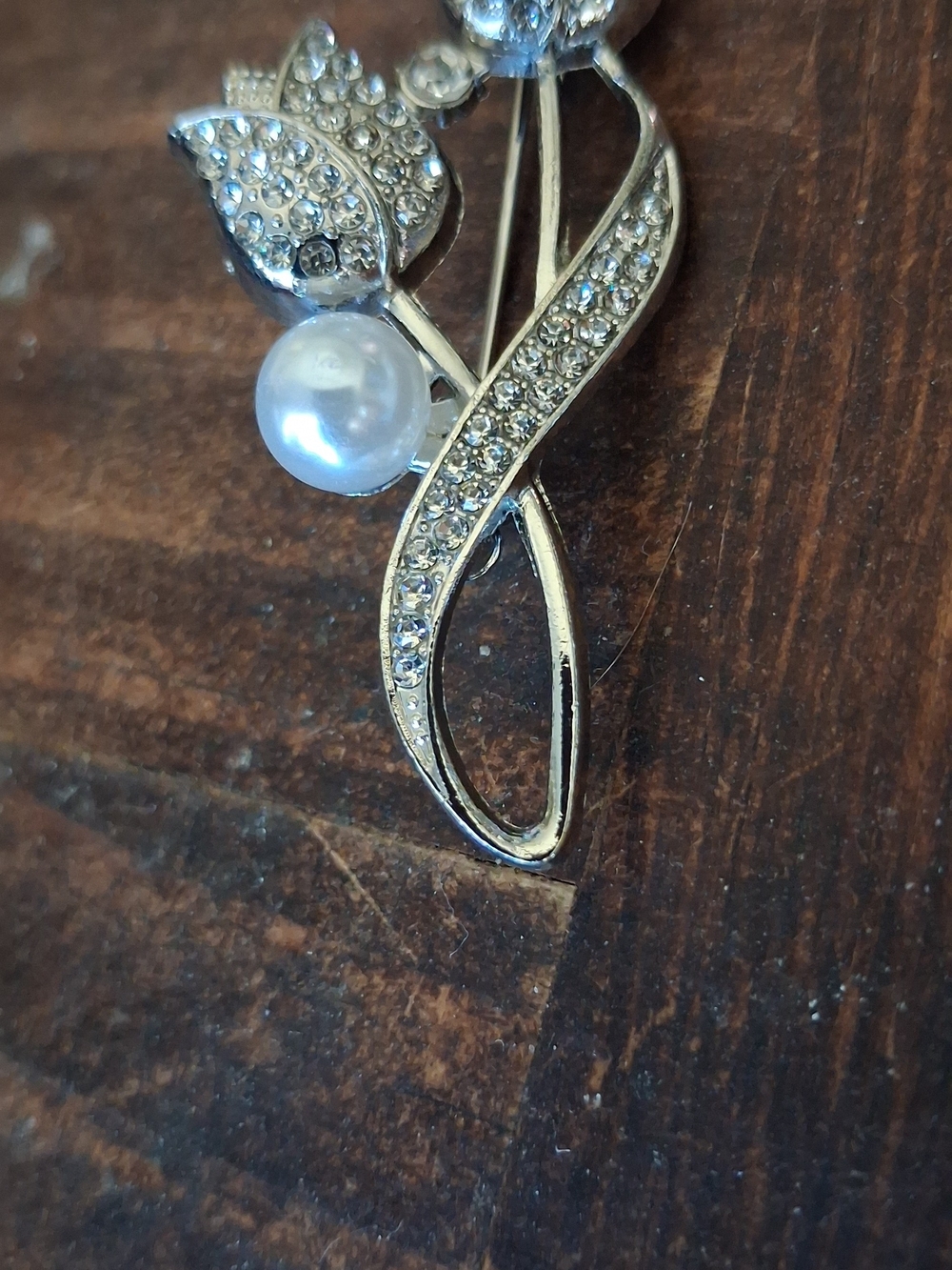 Fashion Jewelry Silver-Tone Crystal & Pearl Floral Brooch